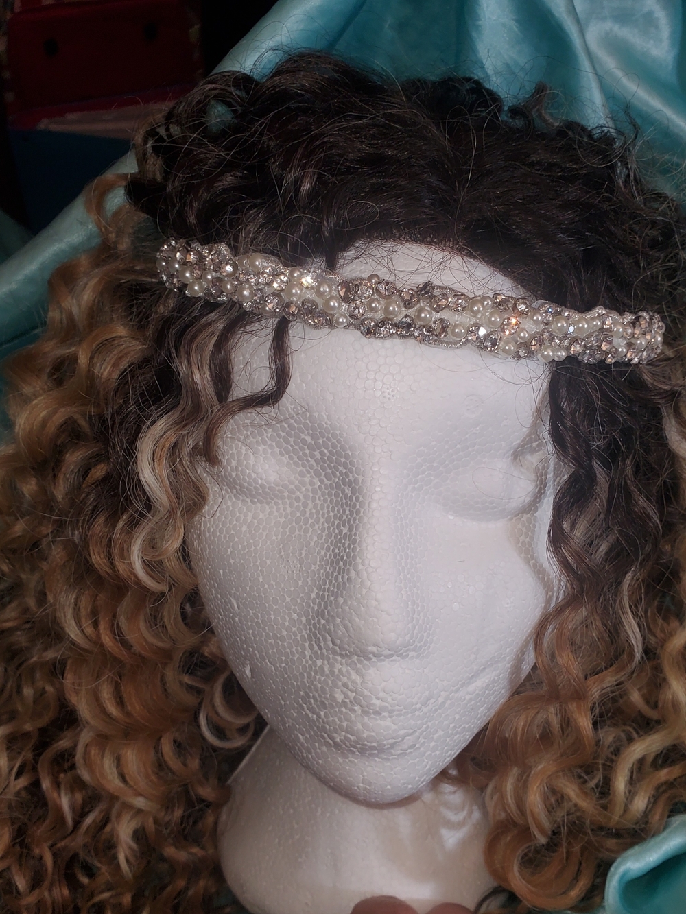 David's NWT Bridal White Pearl and Crystal Embellished Headband - Picture 5 of 8
